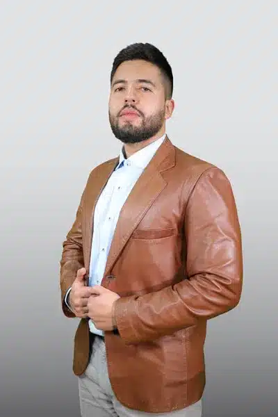 Javier-Mendoza_11zon